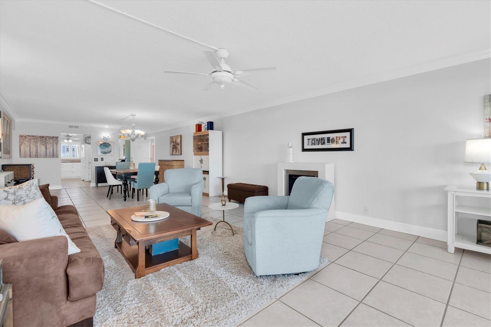 Image 13 of 60 For 1847 Shore Drive S 419