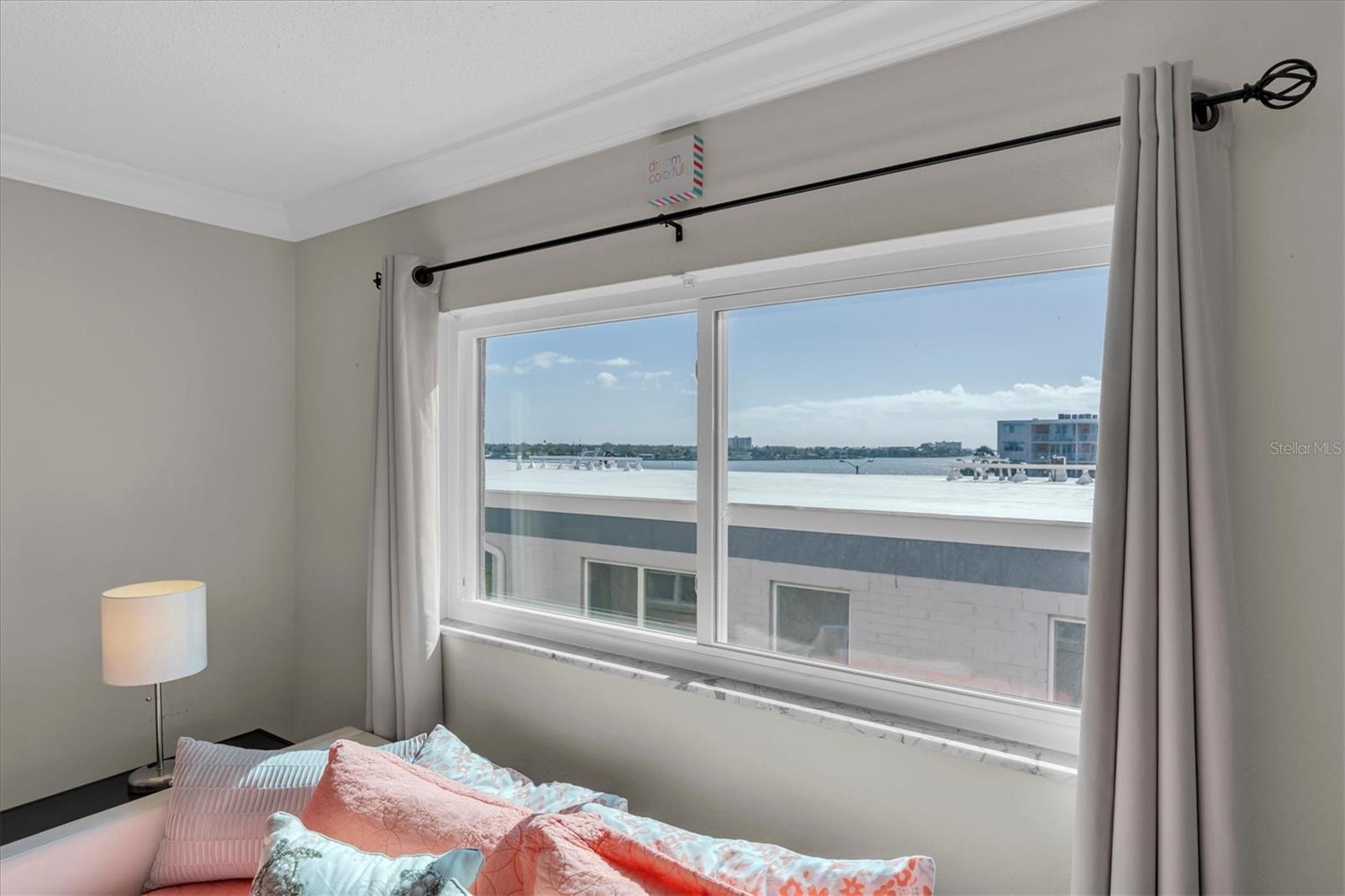 Image 24 of 60 For 1847 Shore Drive S 419