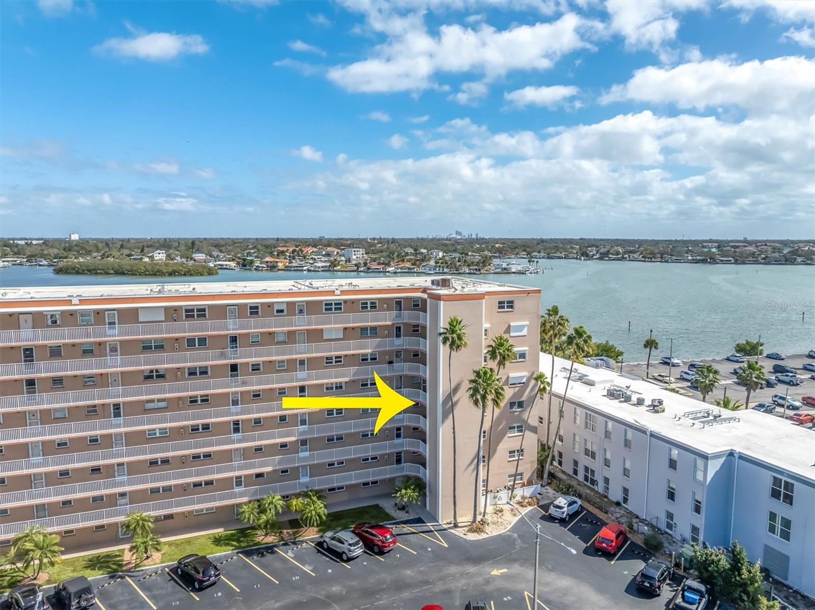 Image 3 of 60 For 1847 Shore Drive S 419