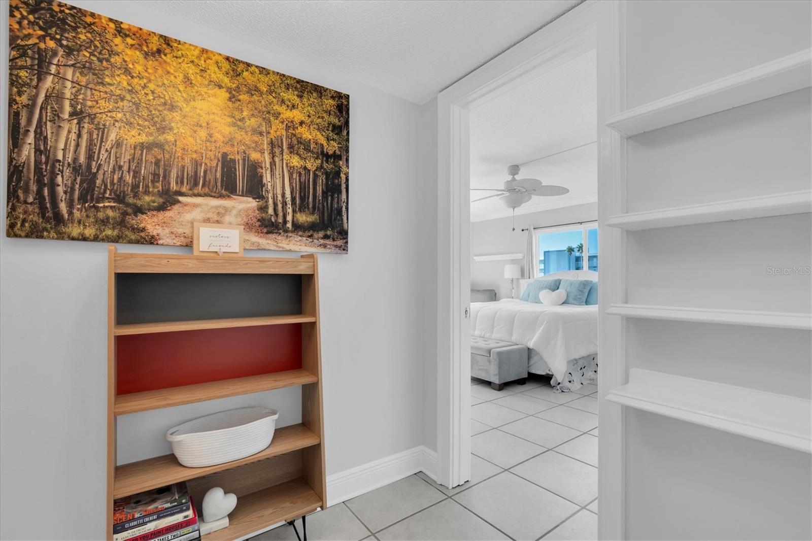 Image 30 of 60 For 1847 Shore Drive S 419