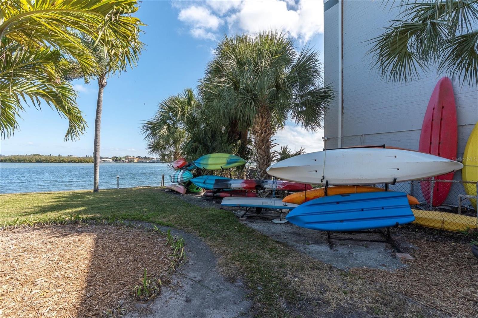 Image 51 of 60 For 1847 Shore Drive S 419