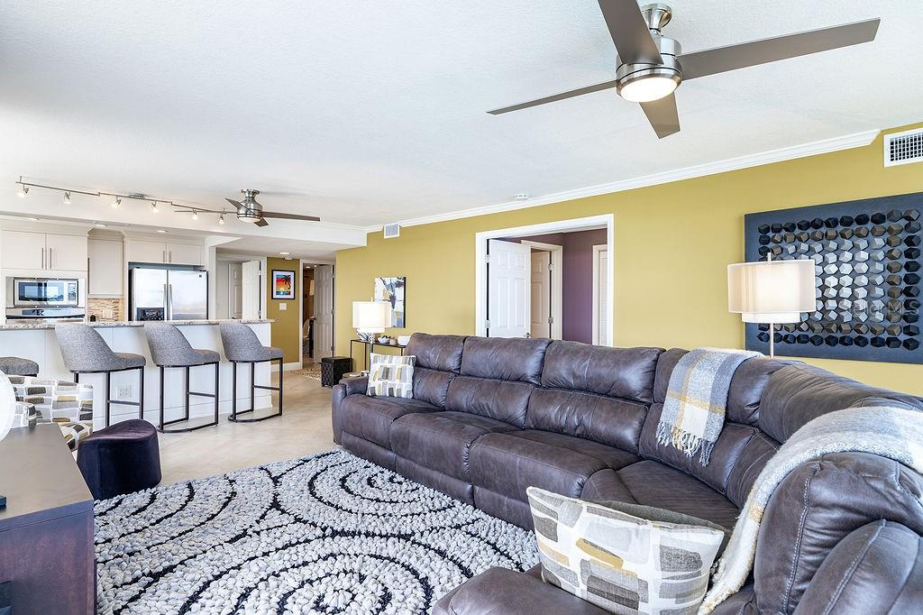 Image 19 of 54 For 9425 Blind Pass Road 508