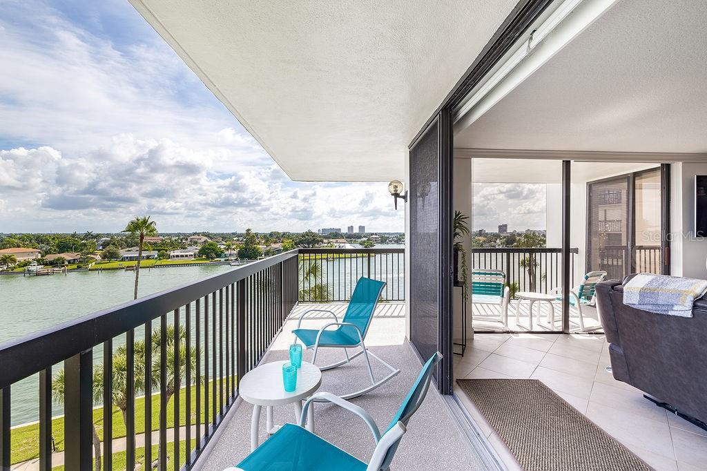 Image 23 of 54 For 9425 Blind Pass Road 508