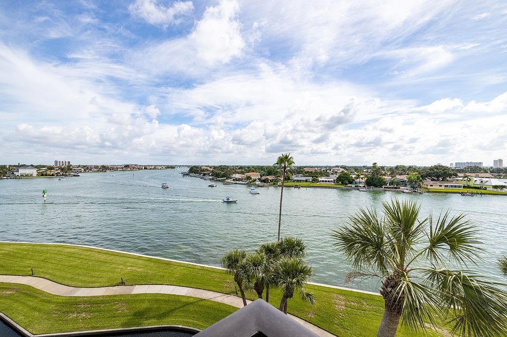 Image 24 of 54 For 9425 Blind Pass Road 508