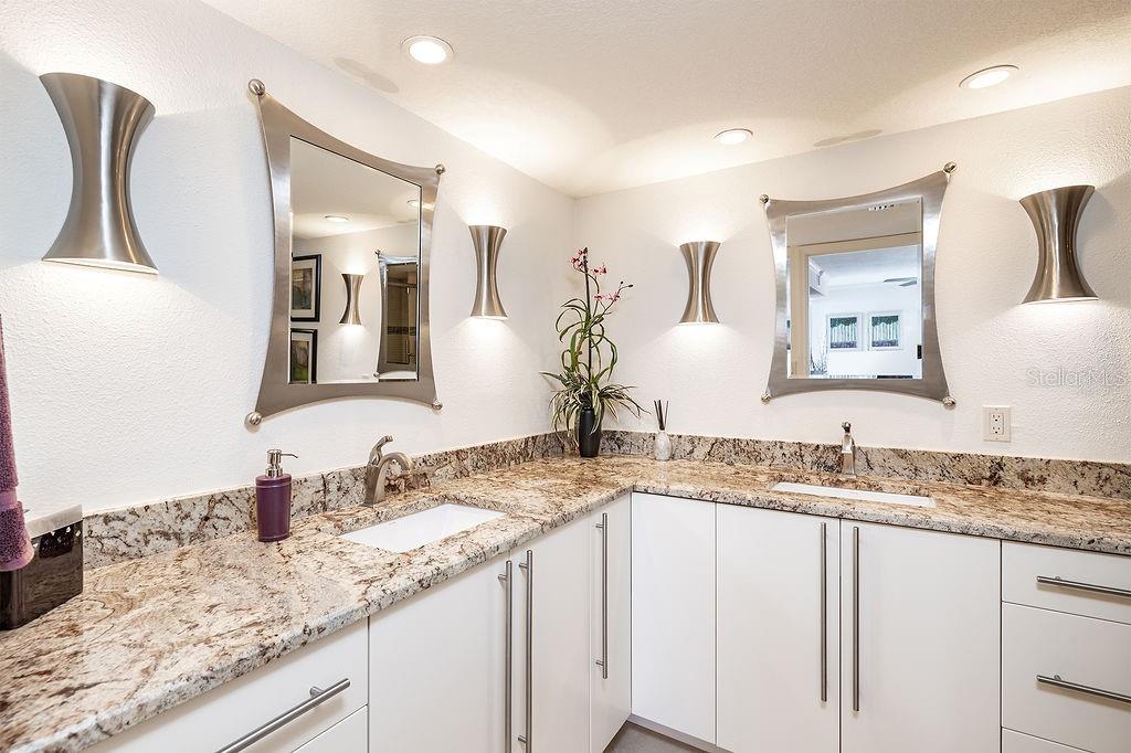 Image 9 of 54 For 9425 Blind Pass Road 508