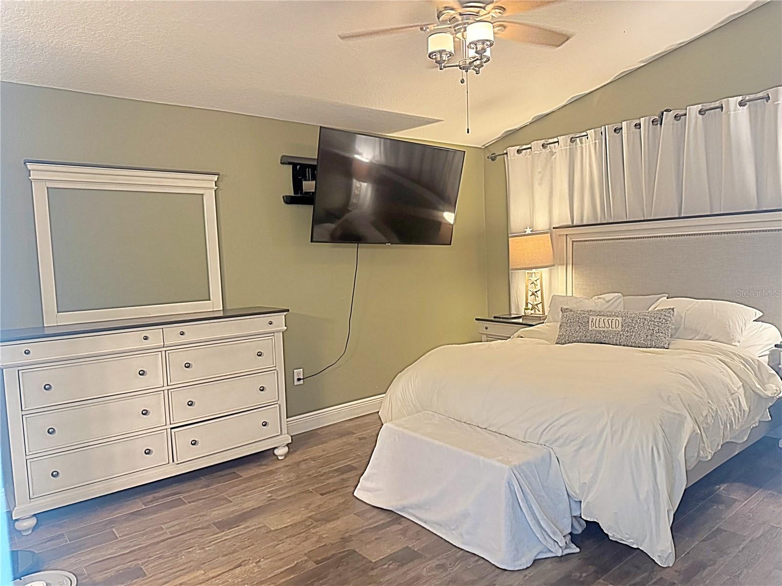 Image 18 of 68 For 1467 Watermill Circle