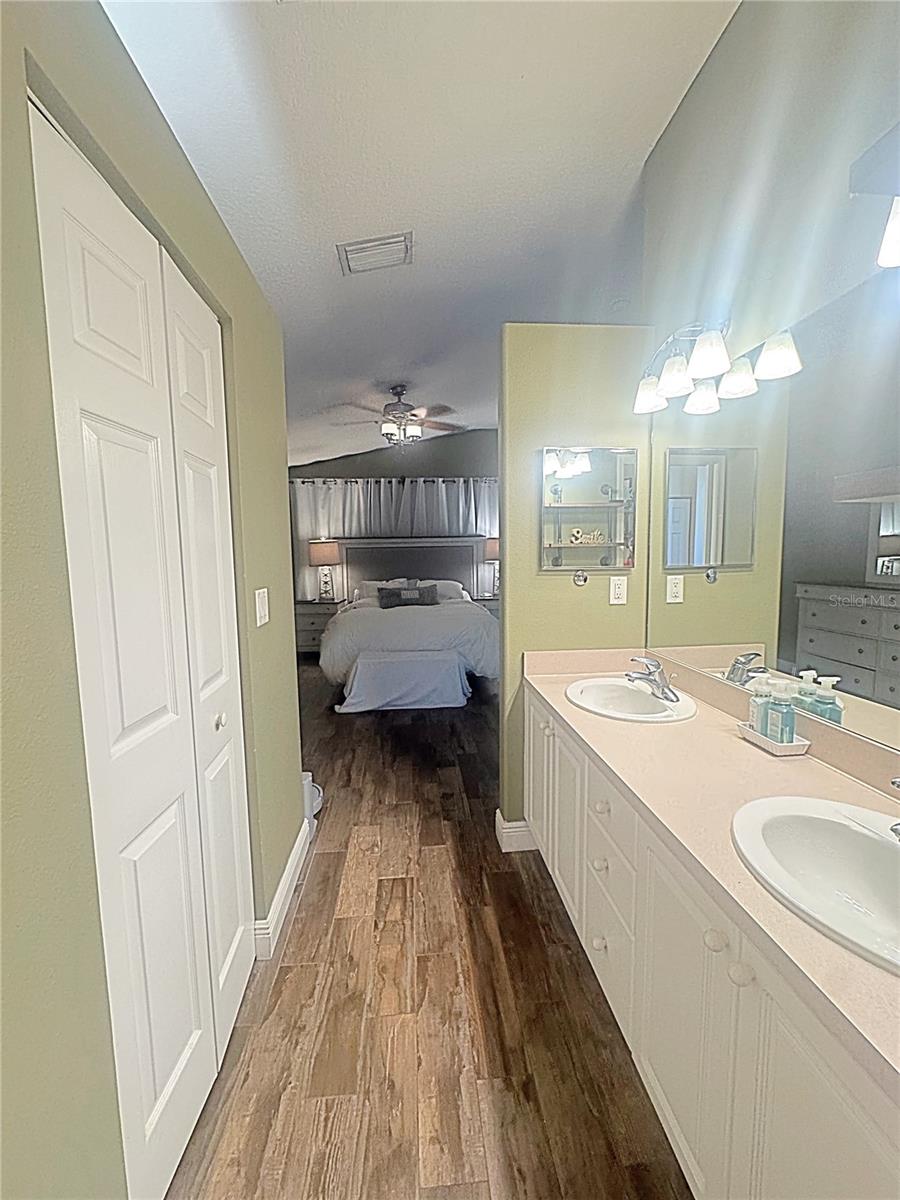 Image 21 of 68 For 1467 Watermill Circle