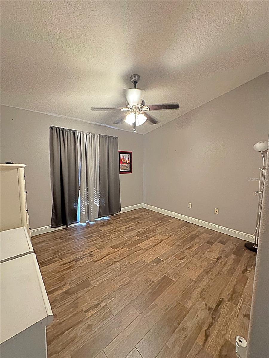 Image 33 of 68 For 1467 Watermill Circle