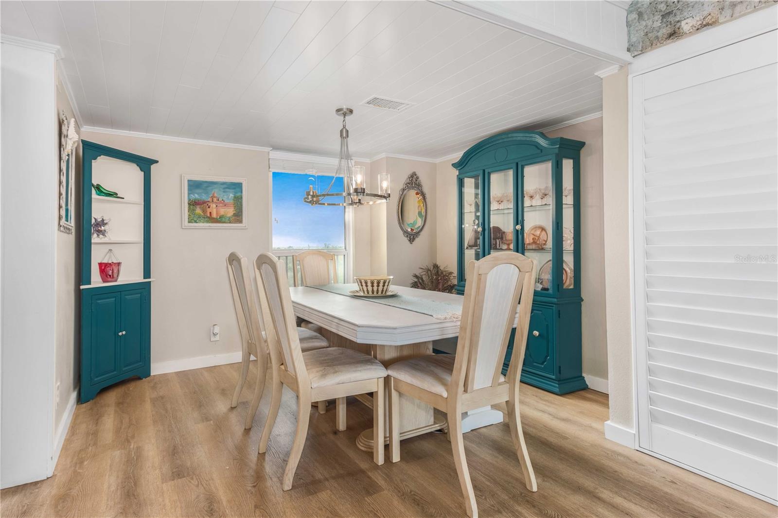 Image 10 of 100 For 2621 Cove Cay Drive 1003