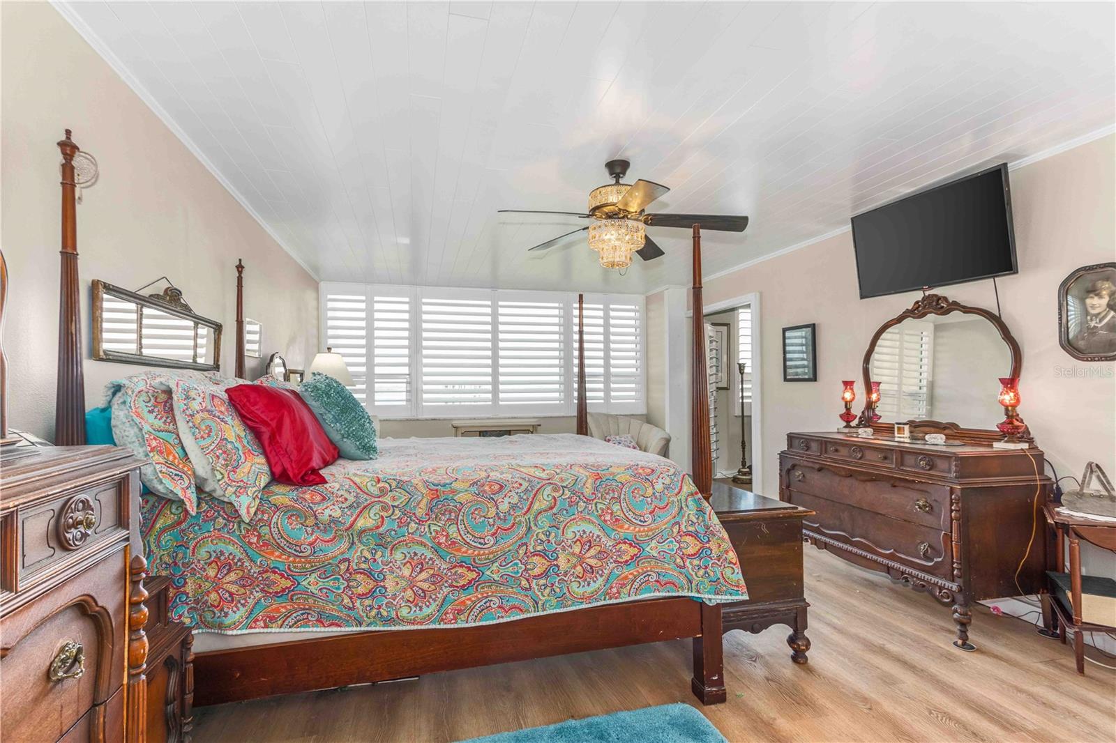 Image 22 of 100 For 2621 Cove Cay Drive 1003