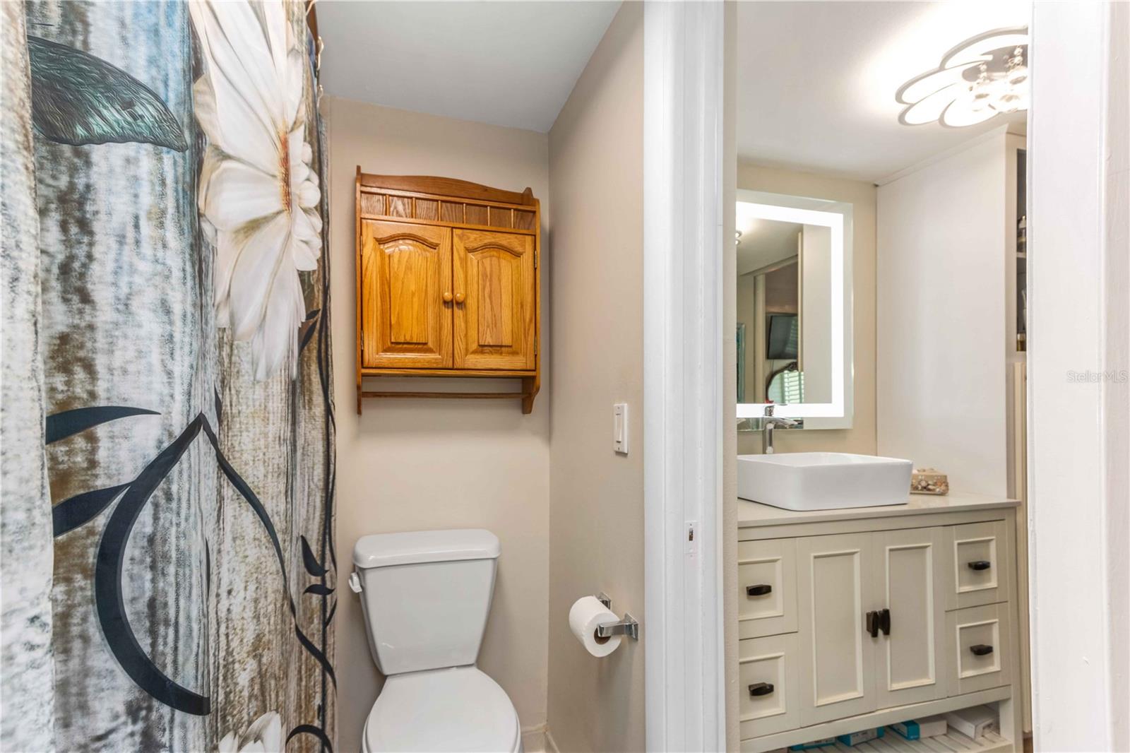 Image 26 of 100 For 2621 Cove Cay Drive 1003