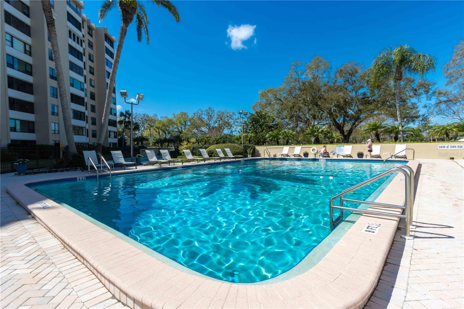 Image 38 of 100 For 2621 Cove Cay Drive 1003