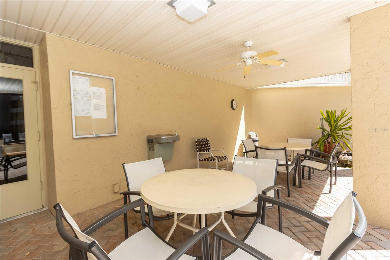 Image 44 of 100 For 2621 Cove Cay Drive 1003