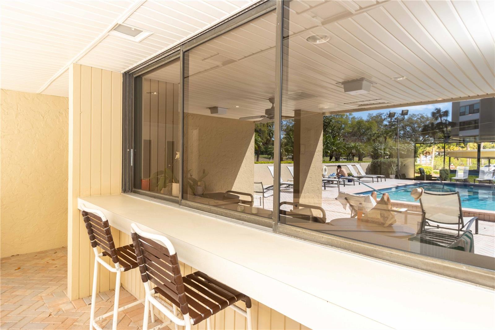 Image 45 of 100 For 2621 Cove Cay Drive 1003