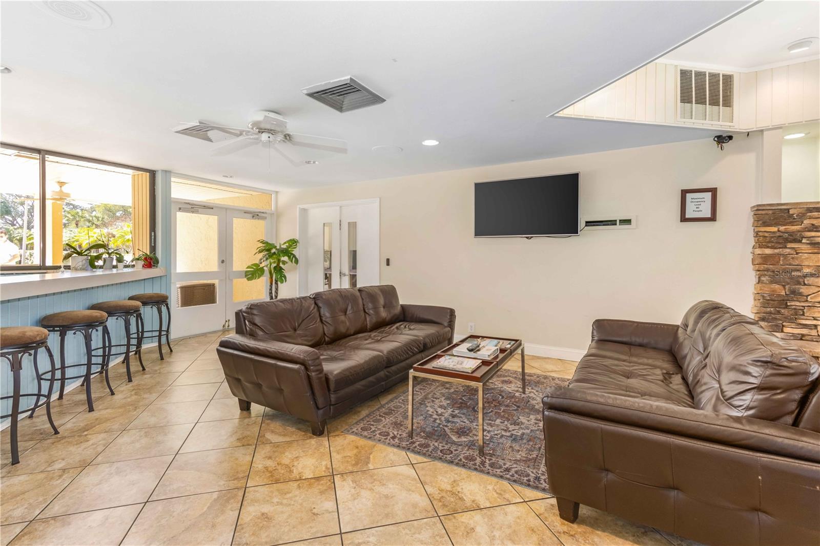 Image 47 of 100 For 2621 Cove Cay Drive 1003