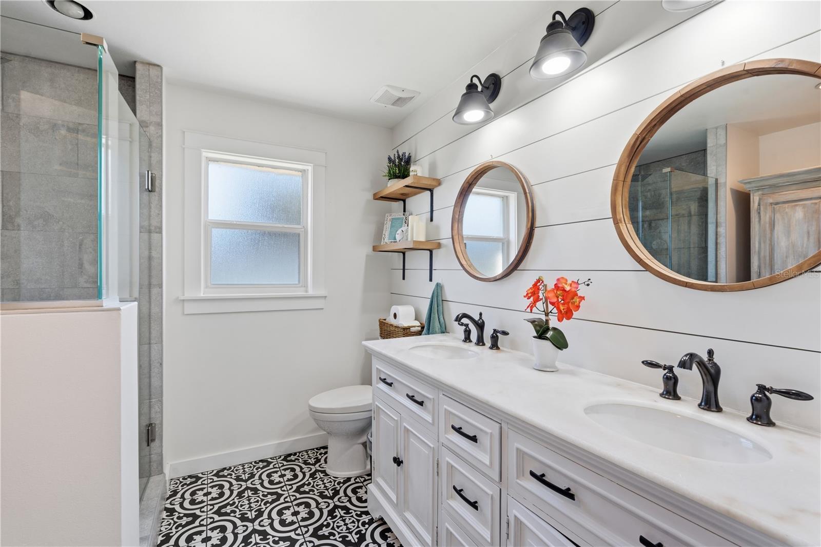 Image 23 of 35 For 1503 Tallahassee Drive