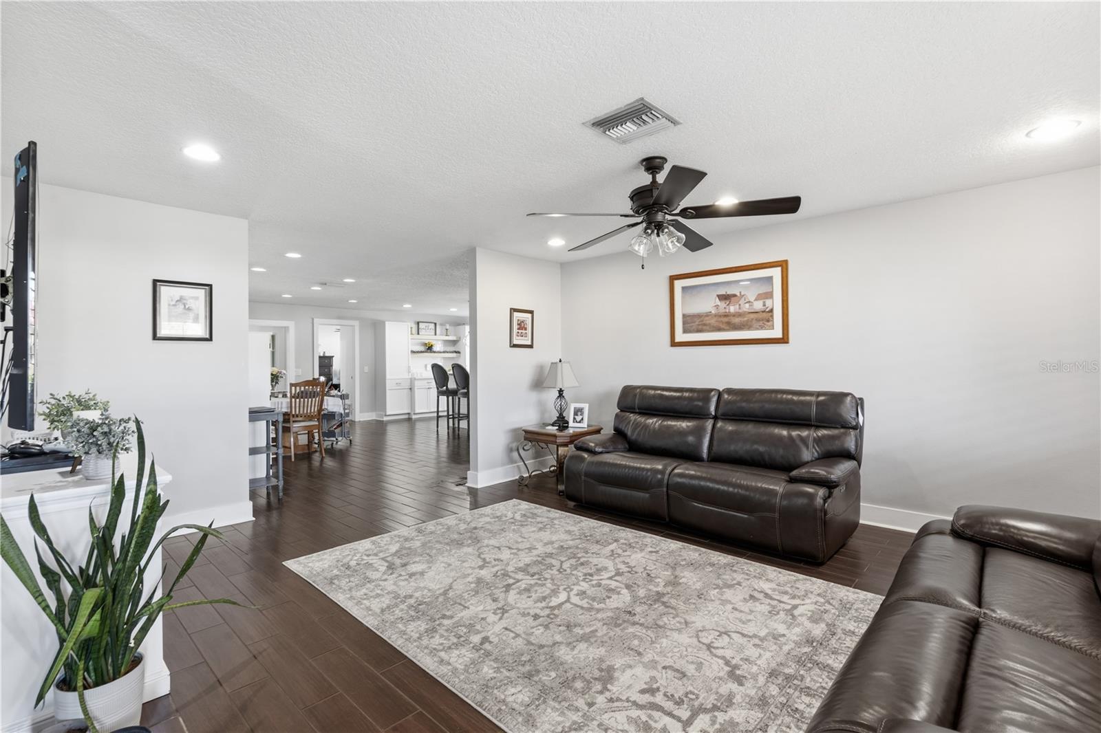 Image 5 of 35 For 1503 Tallahassee Drive