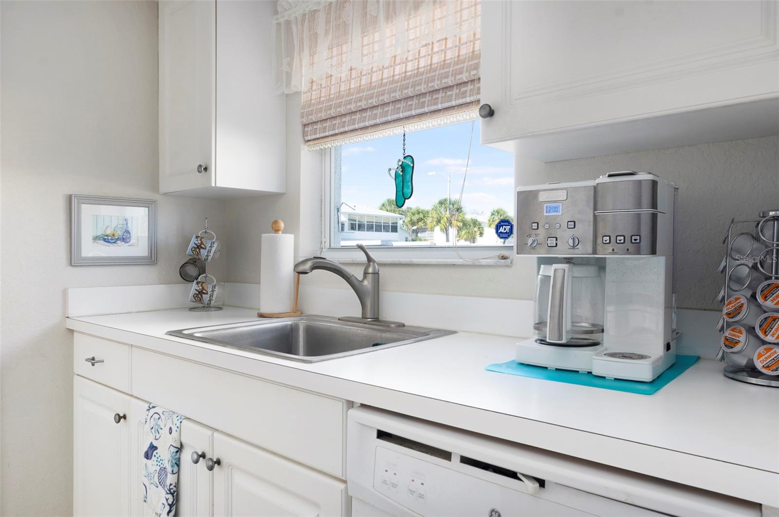 Listing photo id 8 for 1950 59th Avenue N 119