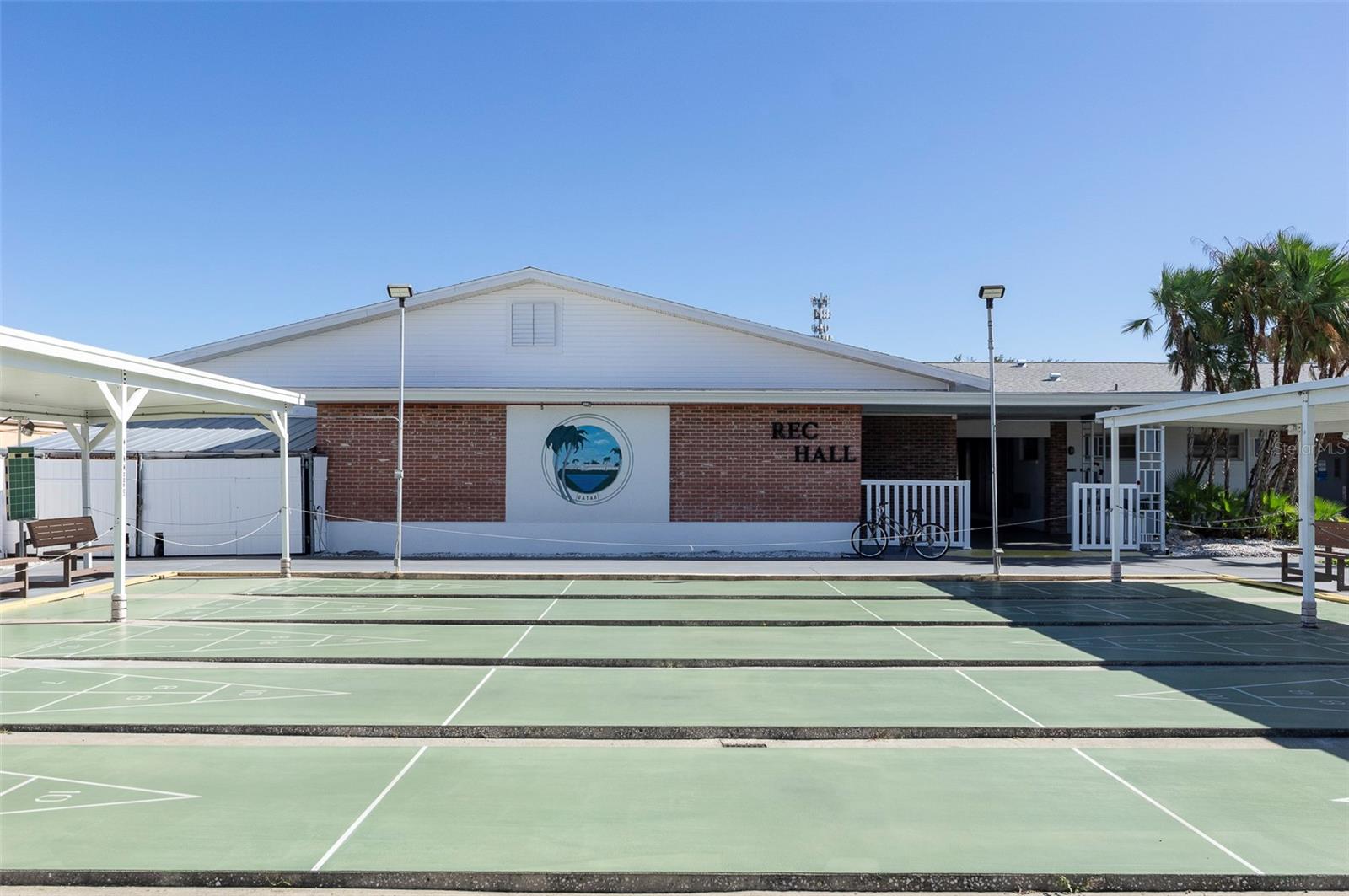 Listing photo id 27 for 1950 59th Avenue N 119