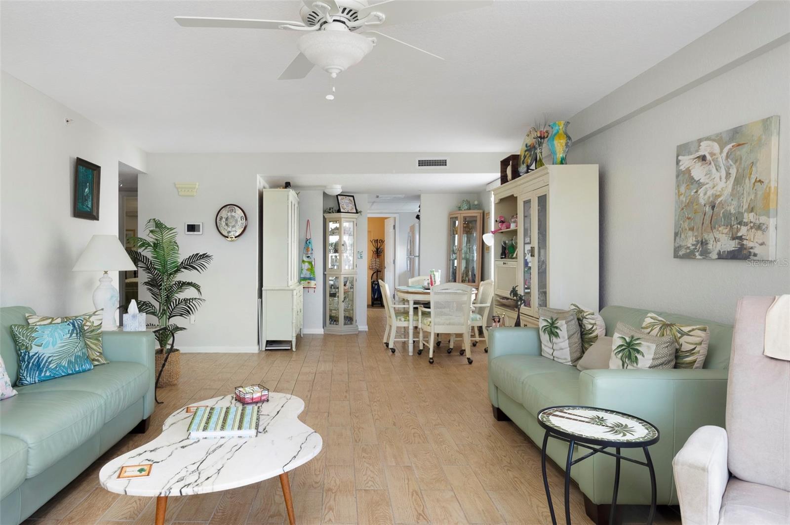 Listing photo id 3 for 1950 59th Avenue N 119