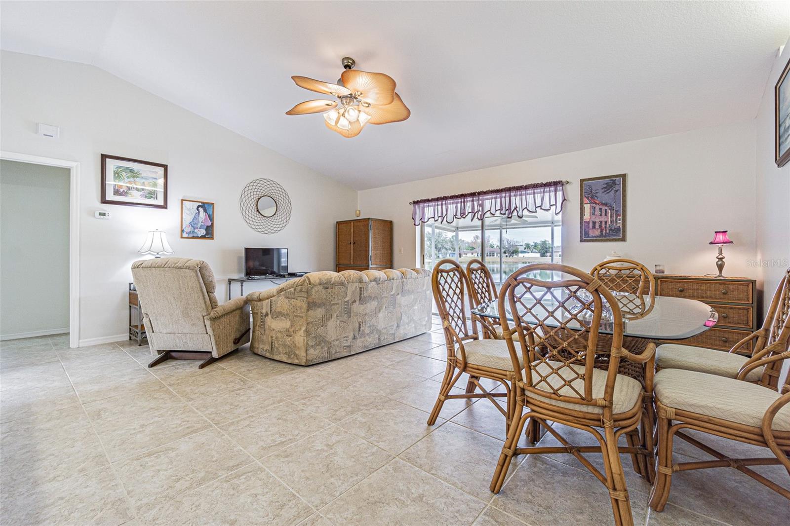 Image 10 of 35 For 10535 Moshie Lane