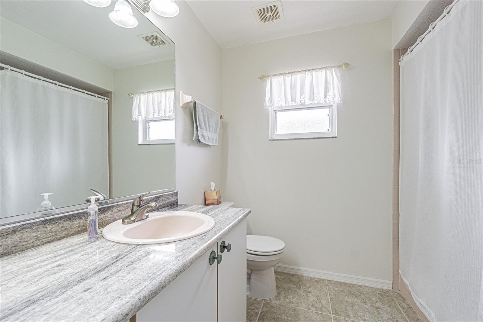 Image 27 of 35 For 10535 Moshie Lane