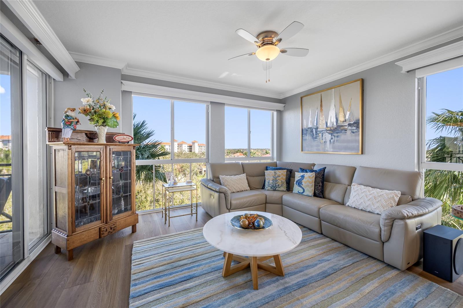 Image 37 of 47 For 4750 Dolphin Cay Lane S 509