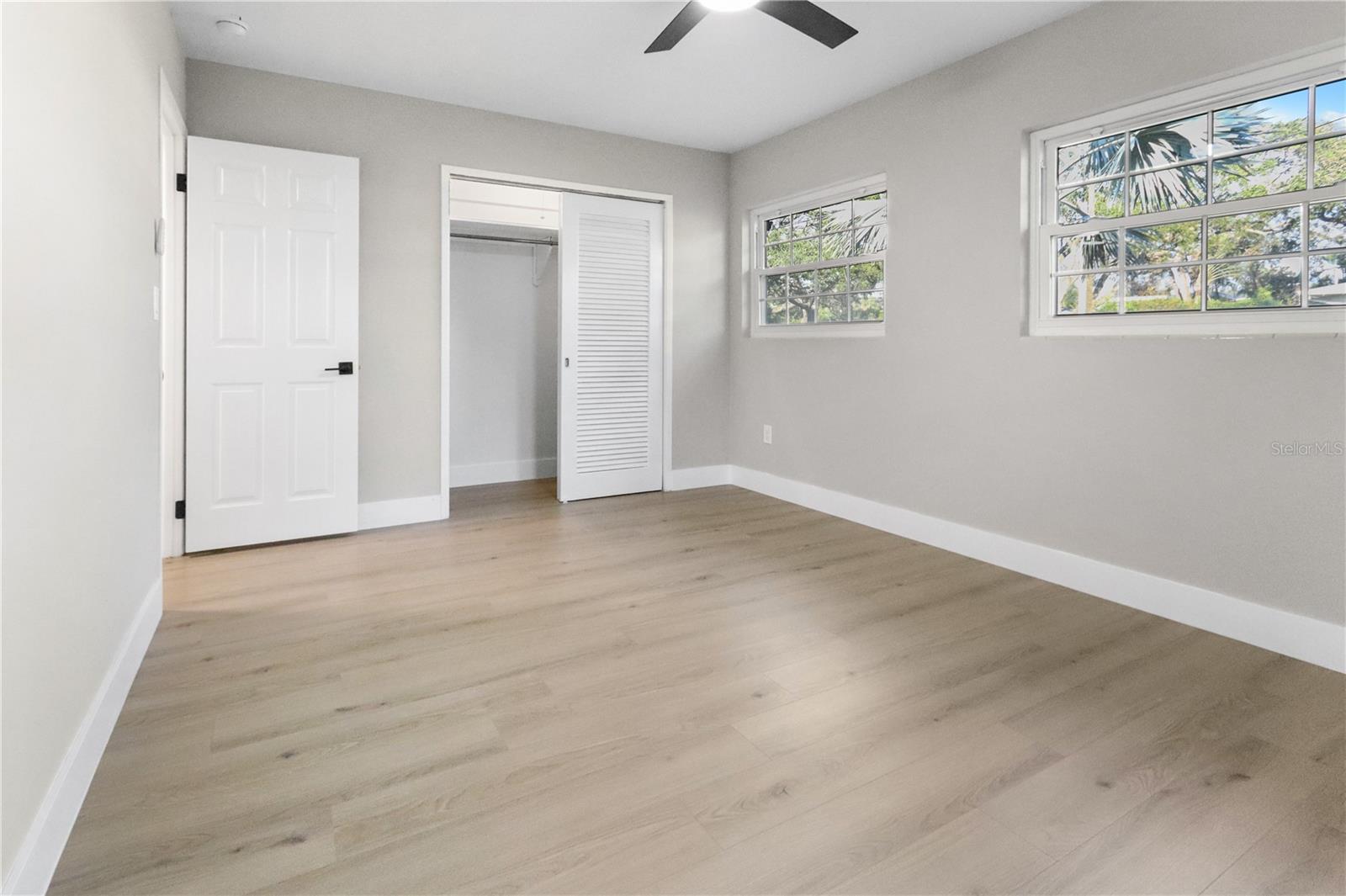 Listing photo id 9 for 772 Palmer Road