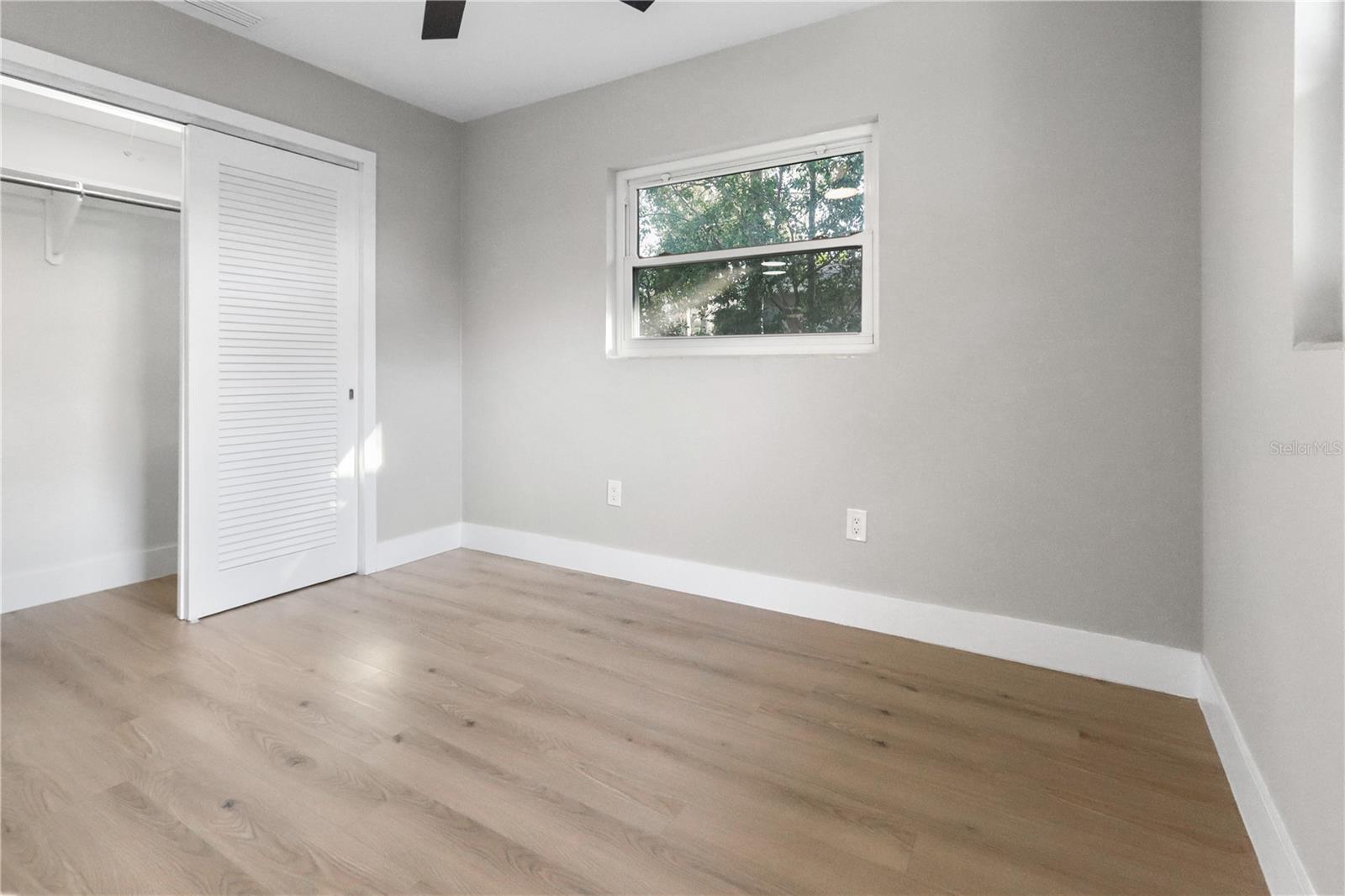 Listing photo id 10 for 772 Palmer Road