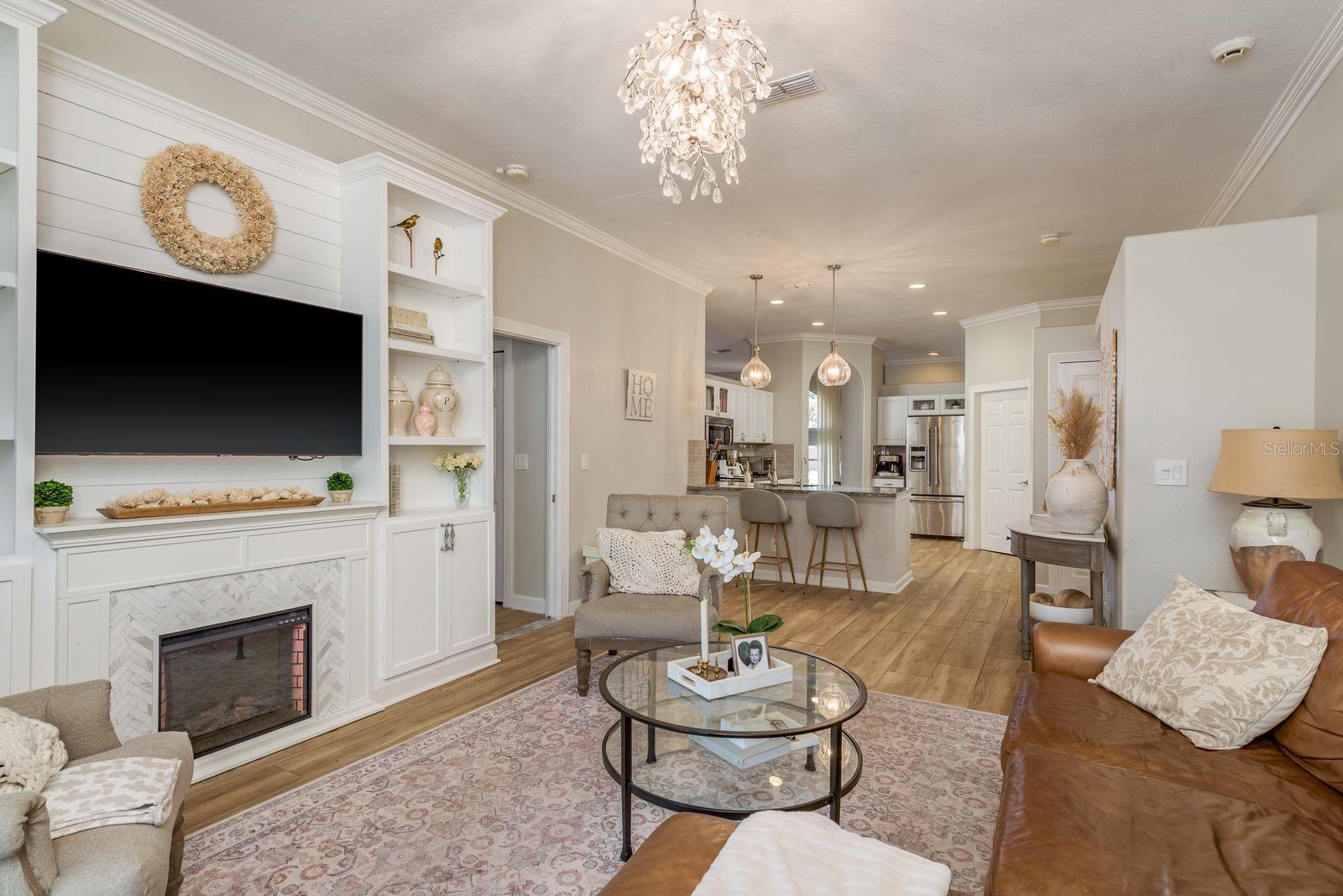 Listing photo id 14 for 5801 Erhardt Drive