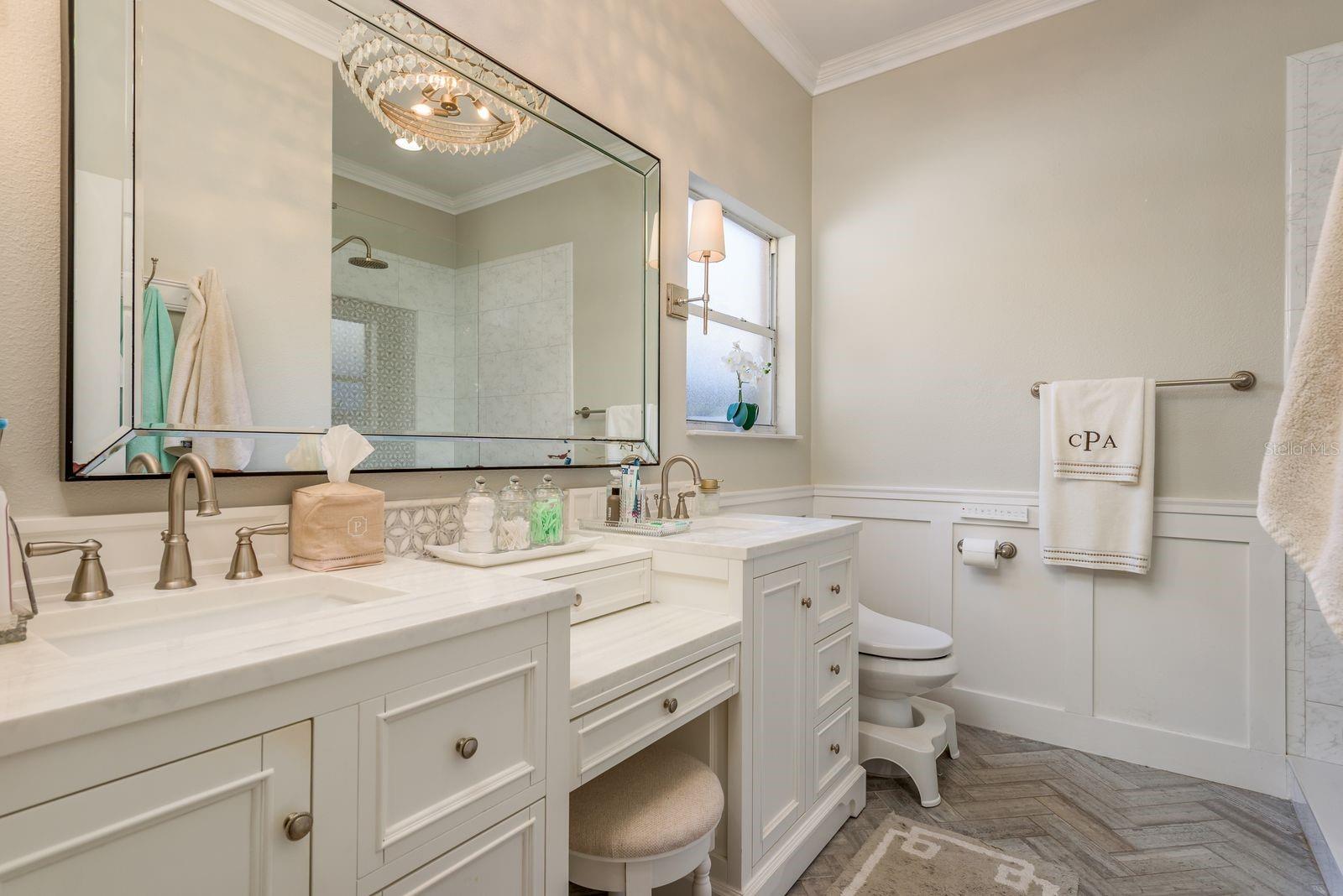 Listing photo id 17 for 5801 Erhardt Drive