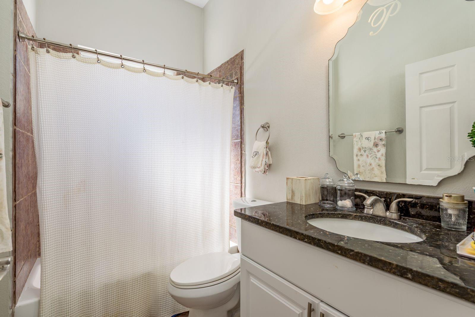 Listing photo id 24 for 5801 Erhardt Drive