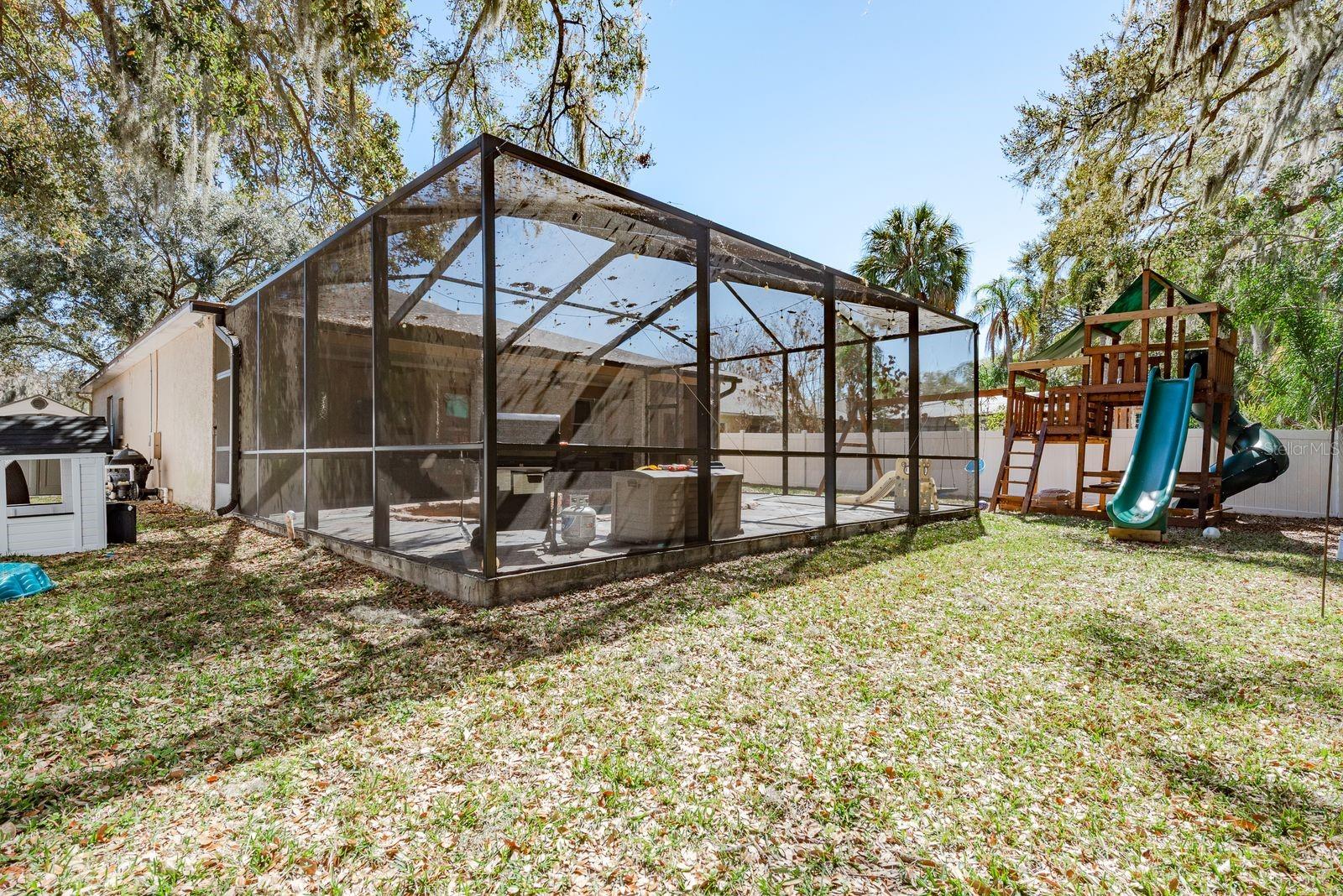 Listing photo id 30 for 5801 Erhardt Drive