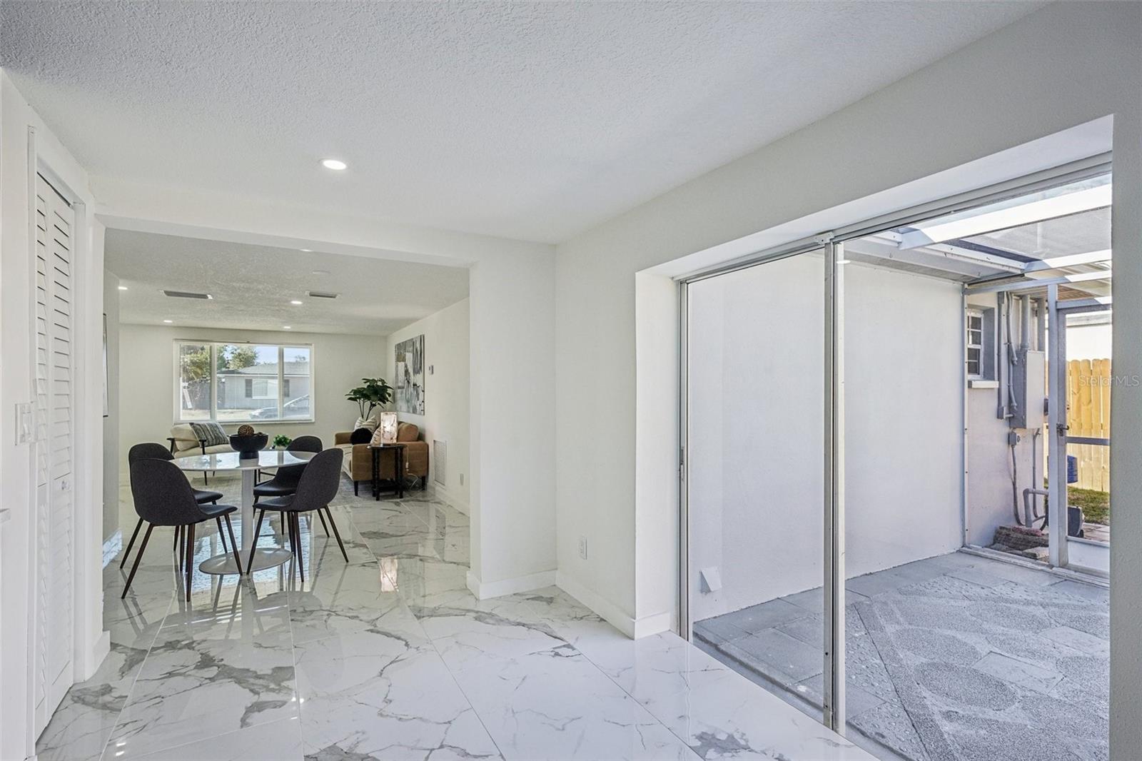 Image 24 of 66 For 6832 16th Way S