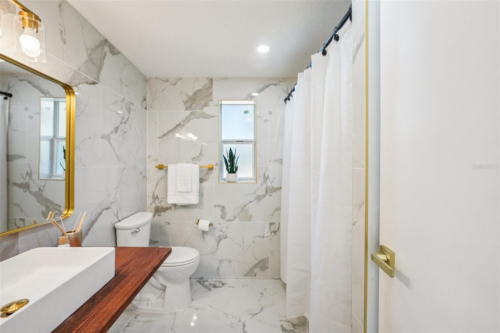 Image 32 of 66 For 6832 16th Way S