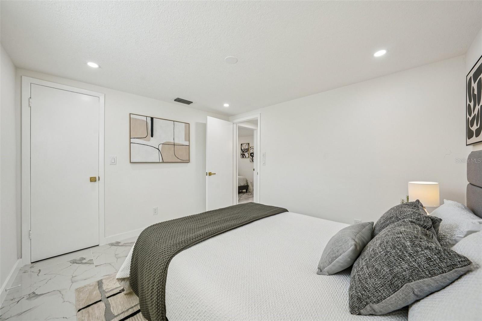 Image 37 of 66 For 6832 16th Way S