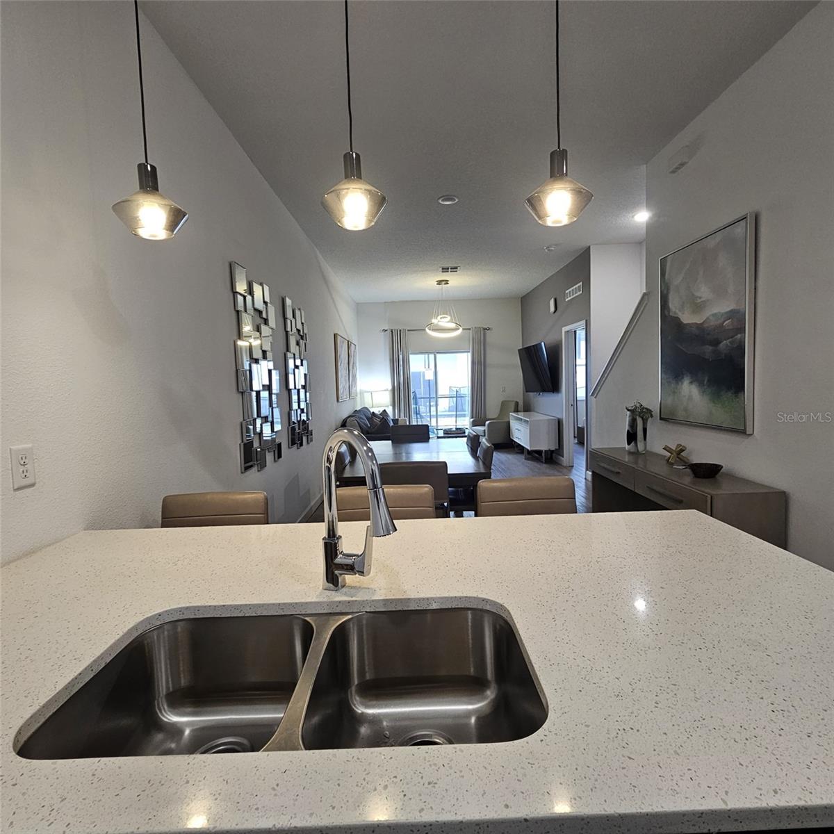 Image 10 of 42 For 379 Famagusta Drive