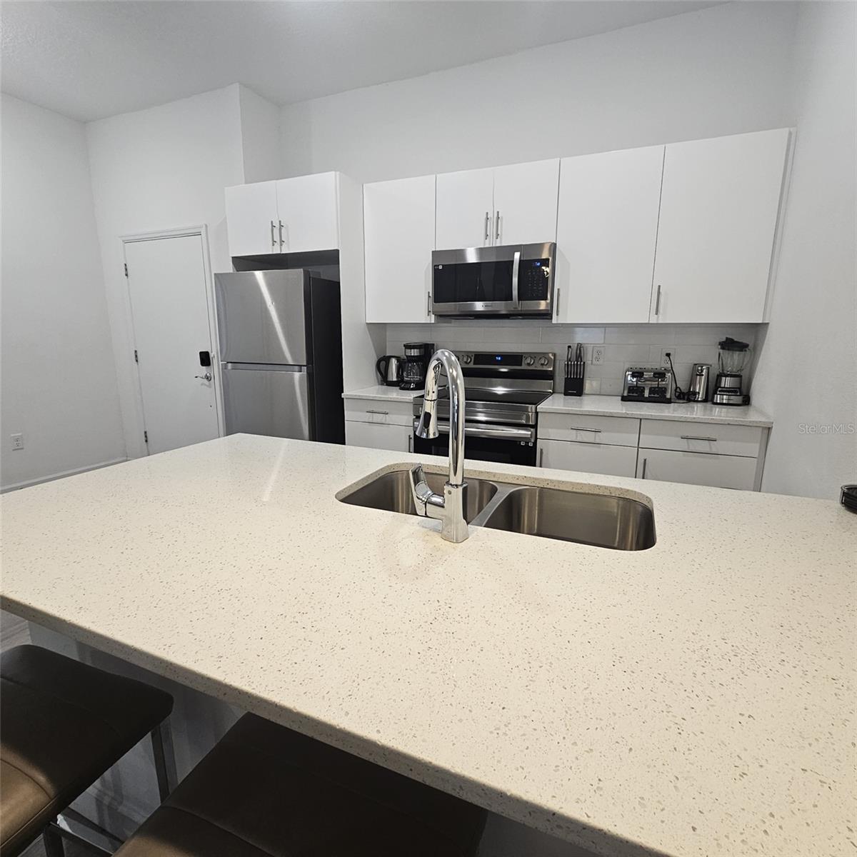 Image 13 of 42 For 379 Famagusta Drive