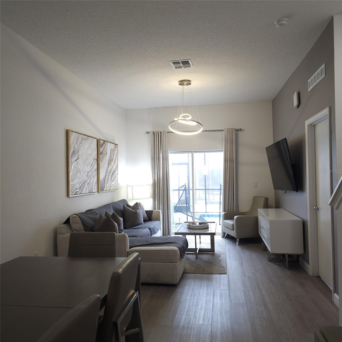 Image 19 of 42 For 379 Famagusta Drive