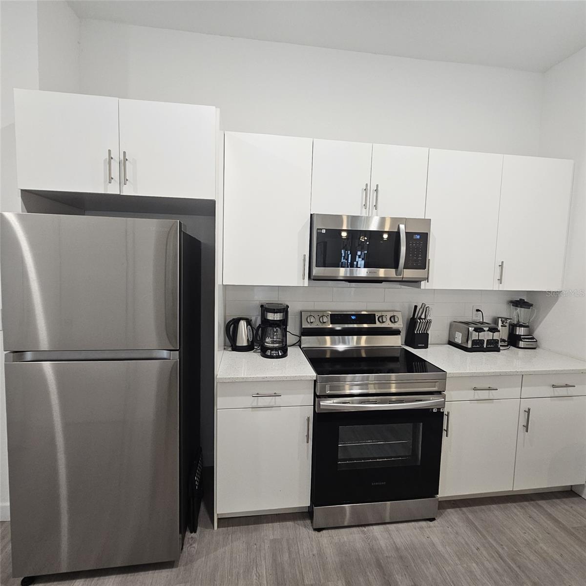 Image 7 of 42 For 379 Famagusta Drive