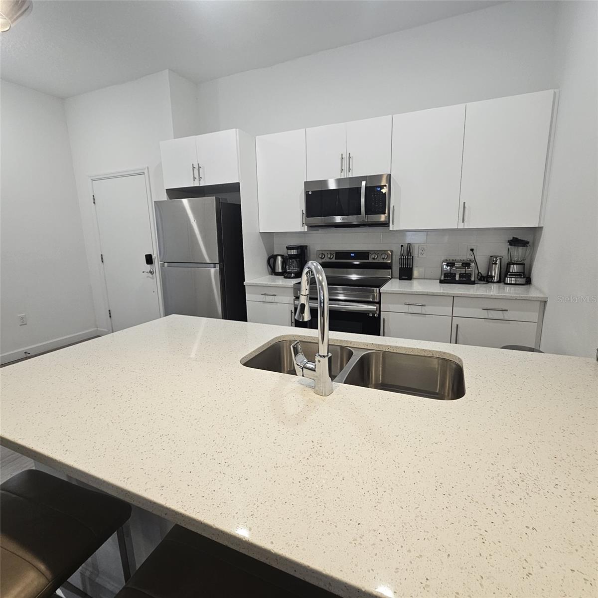 Image 8 of 42 For 379 Famagusta Drive