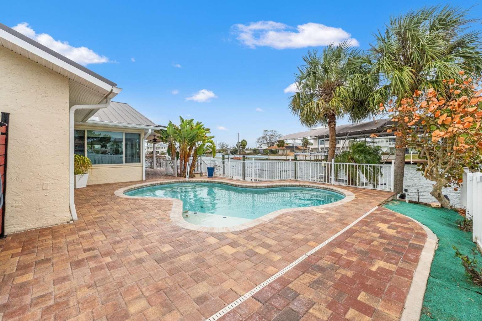 Image 7 of 52 For 4383 Biscayne Drive