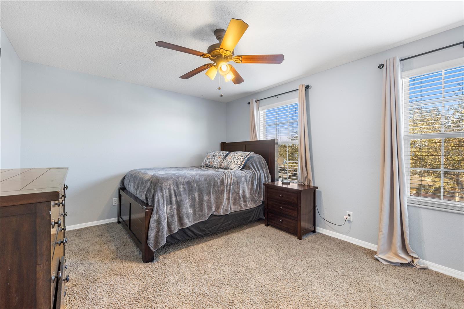 Image 21 of 39 For 10744 Breaking Rocks Drive