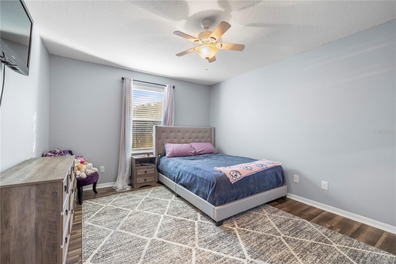 Image 22 of 39 For 10744 Breaking Rocks Drive