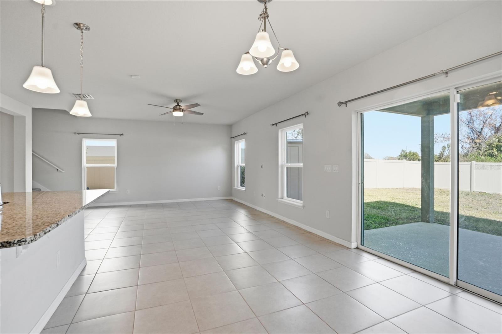 Image 18 of 63 For 10402 Hawks Landing Drive