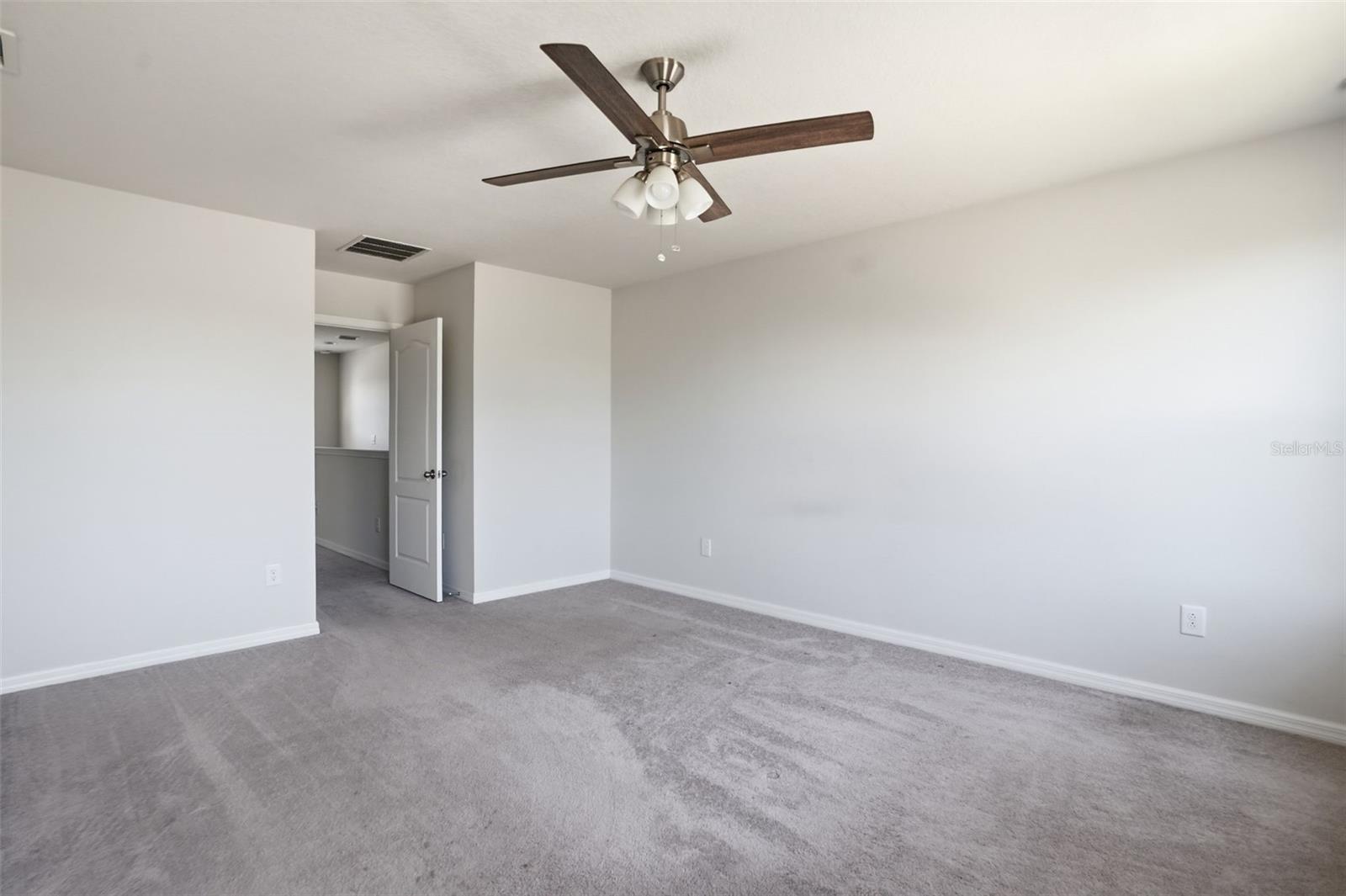 Image 28 of 63 For 10402 Hawks Landing Drive