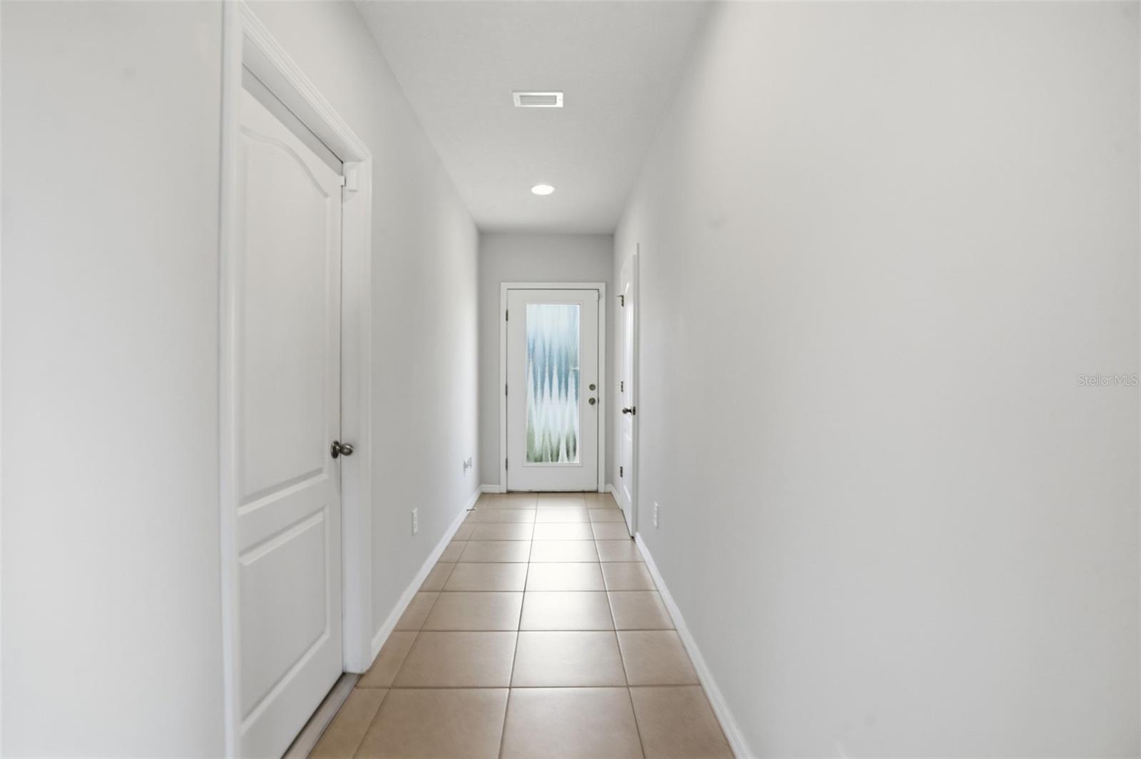 Image 5 of 63 For 10402 Hawks Landing Drive