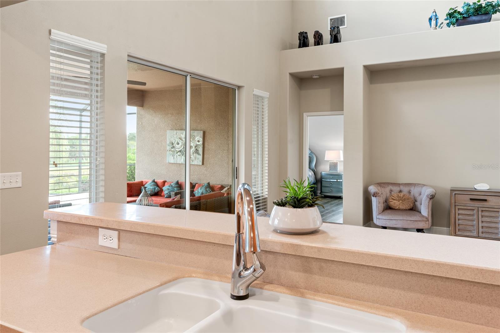 Image 19 of 51 For 2330 Nesslewood Drive