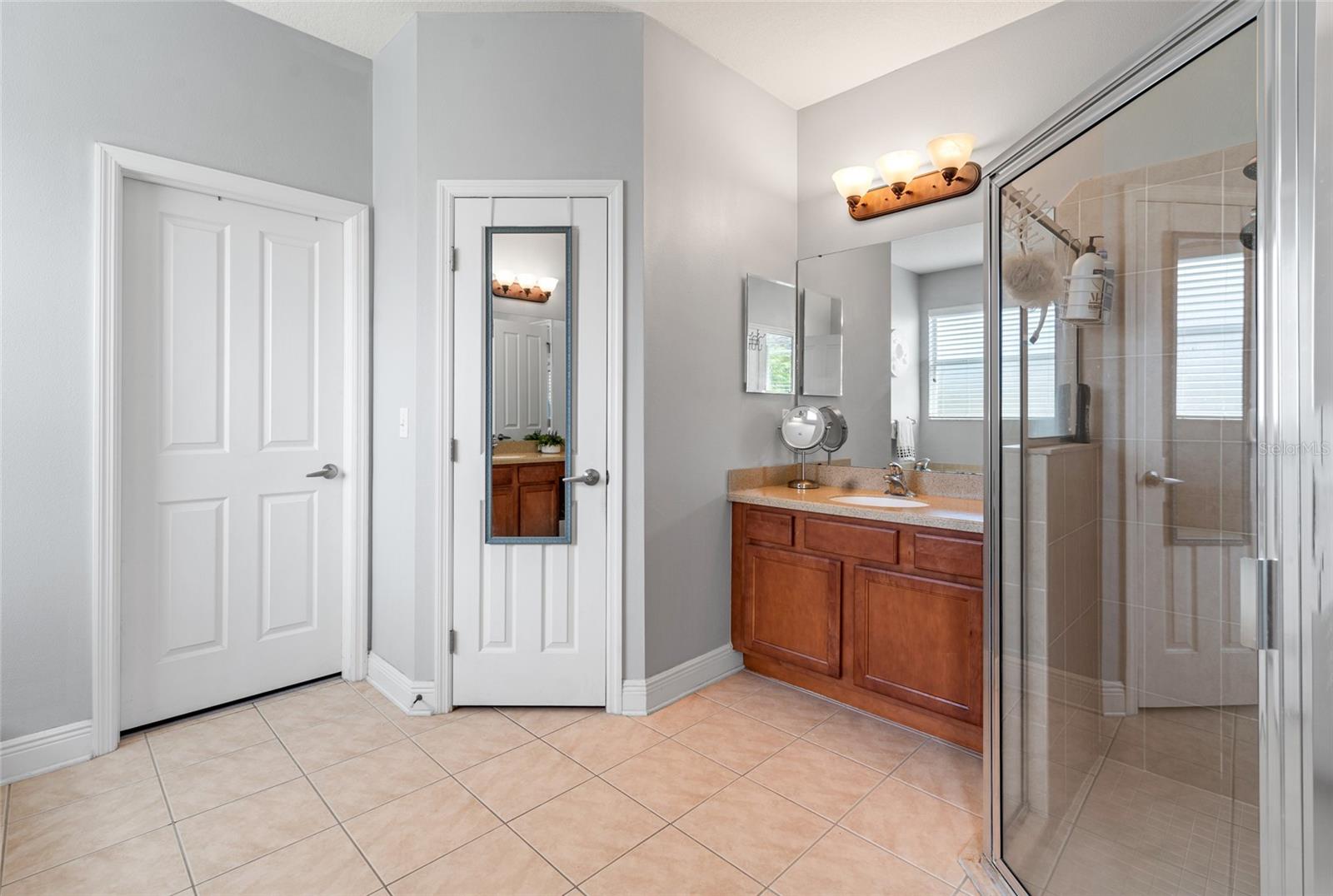 Image 23 of 51 For 2330 Nesslewood Drive