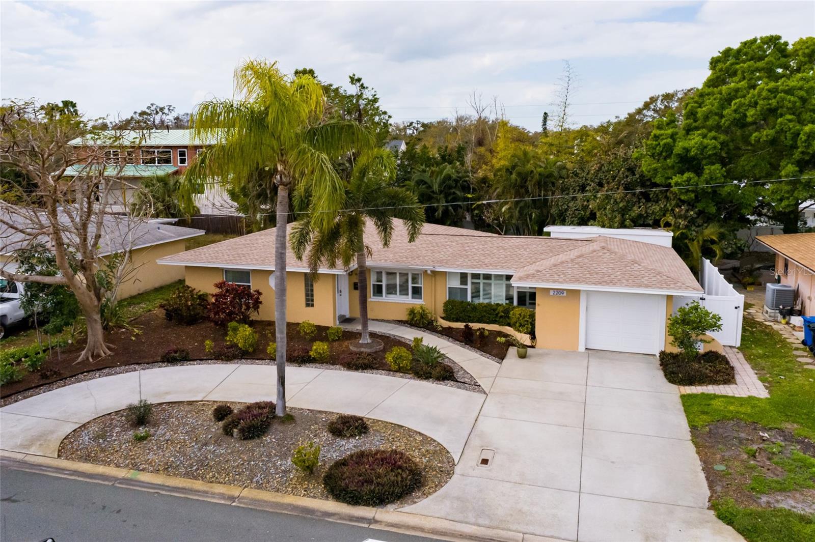 Details for 2209 Sunrise Drive Se, ST PETERSBURG, FL 33705